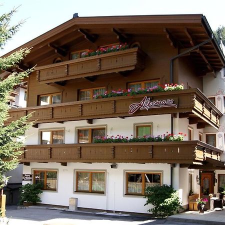 Alpenrose Tux Apartment Luaran gambar