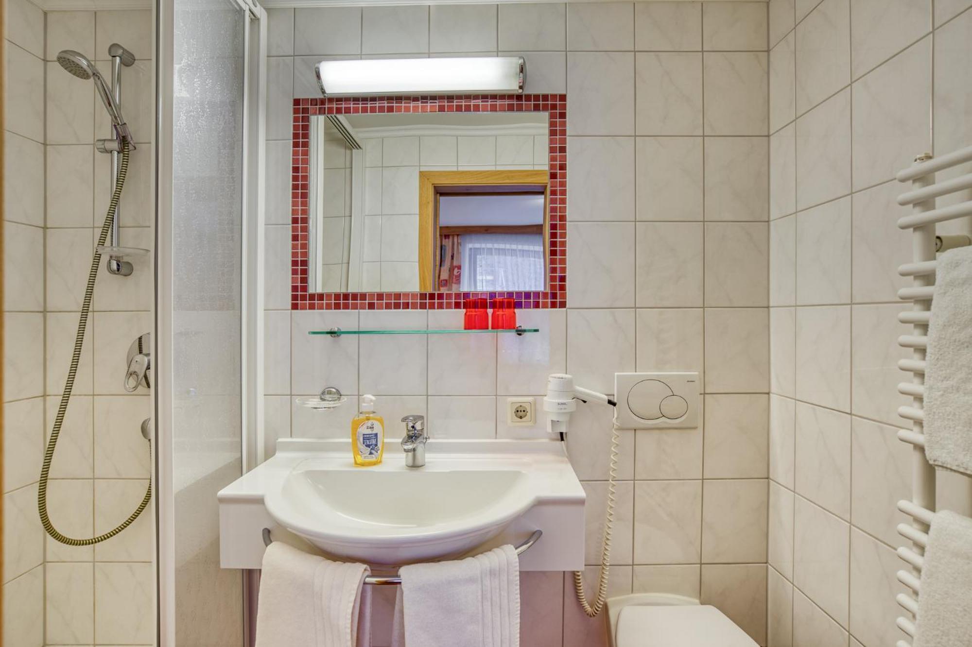 Alpenrose Tux Apartment Luaran gambar