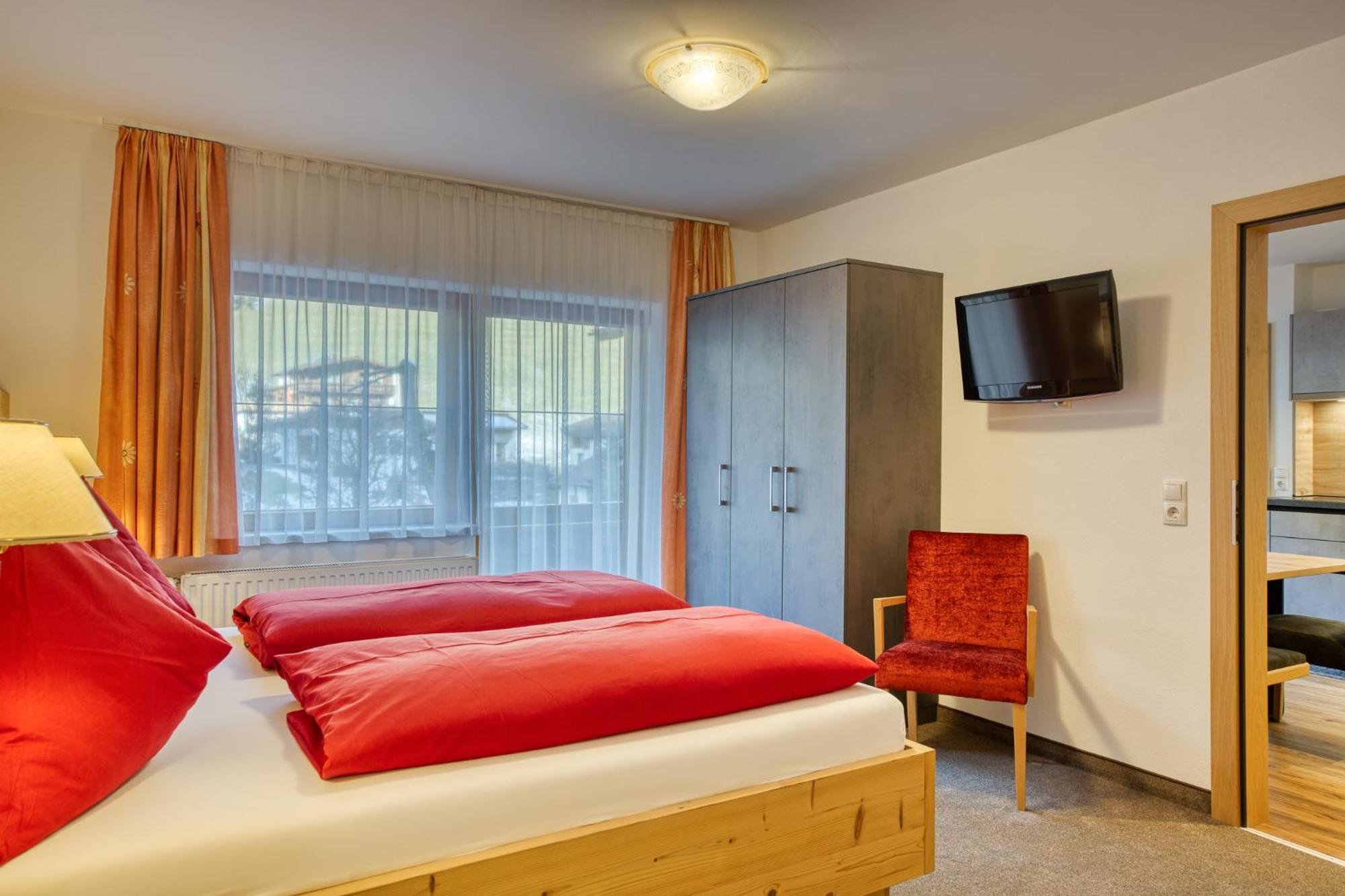 Alpenrose Tux Apartment Luaran gambar