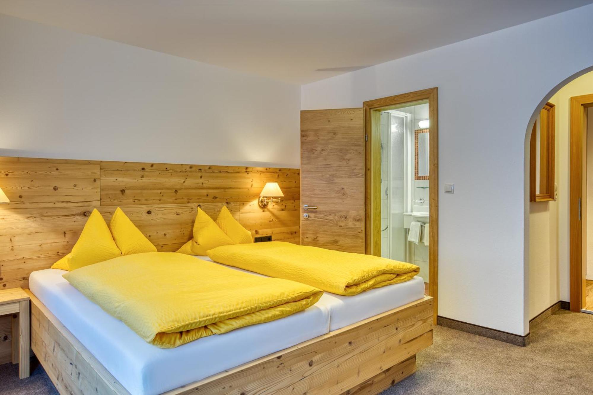 Alpenrose Tux Apartment Luaran gambar