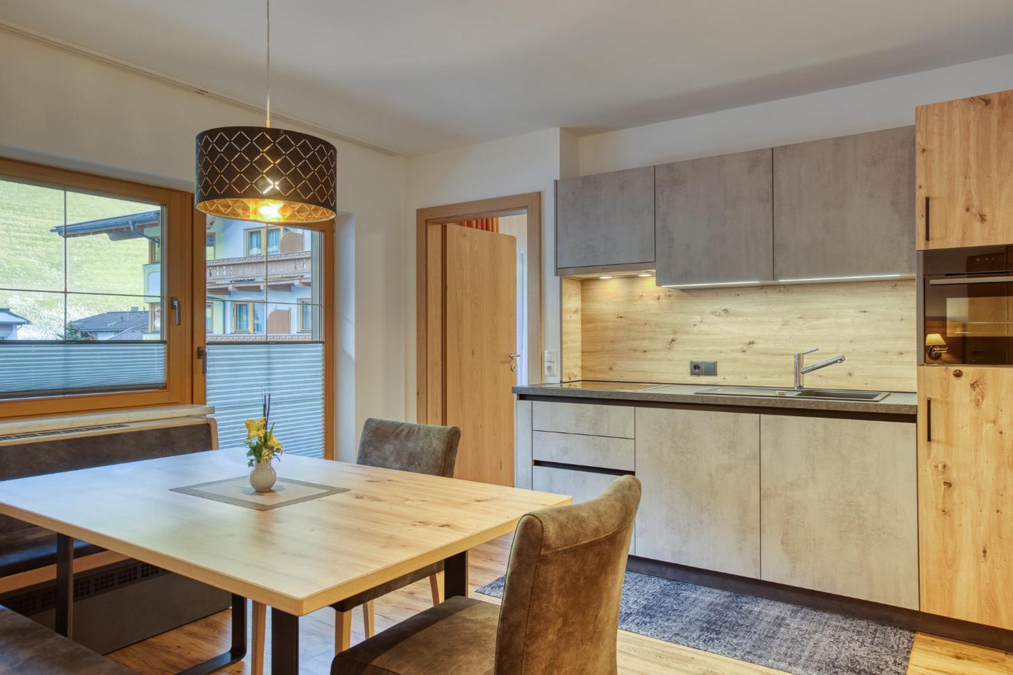 Alpenrose Tux Apartment Luaran gambar