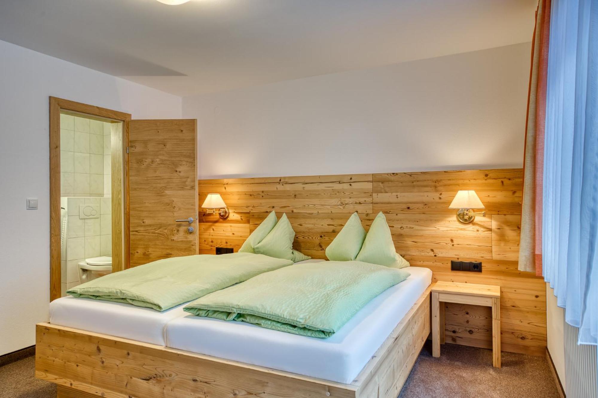 Alpenrose Tux Apartment Luaran gambar
