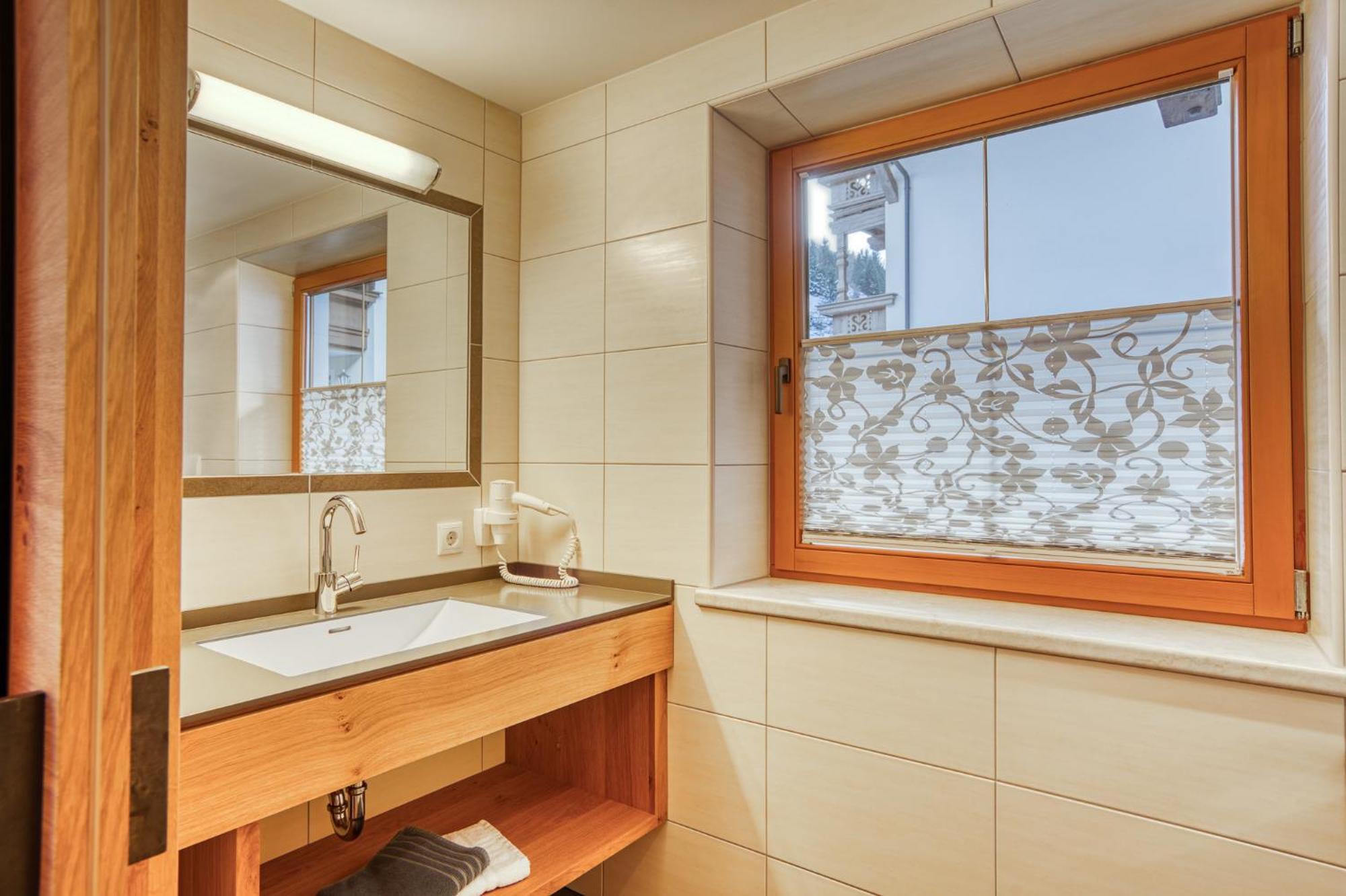 Alpenrose Tux Apartment Luaran gambar