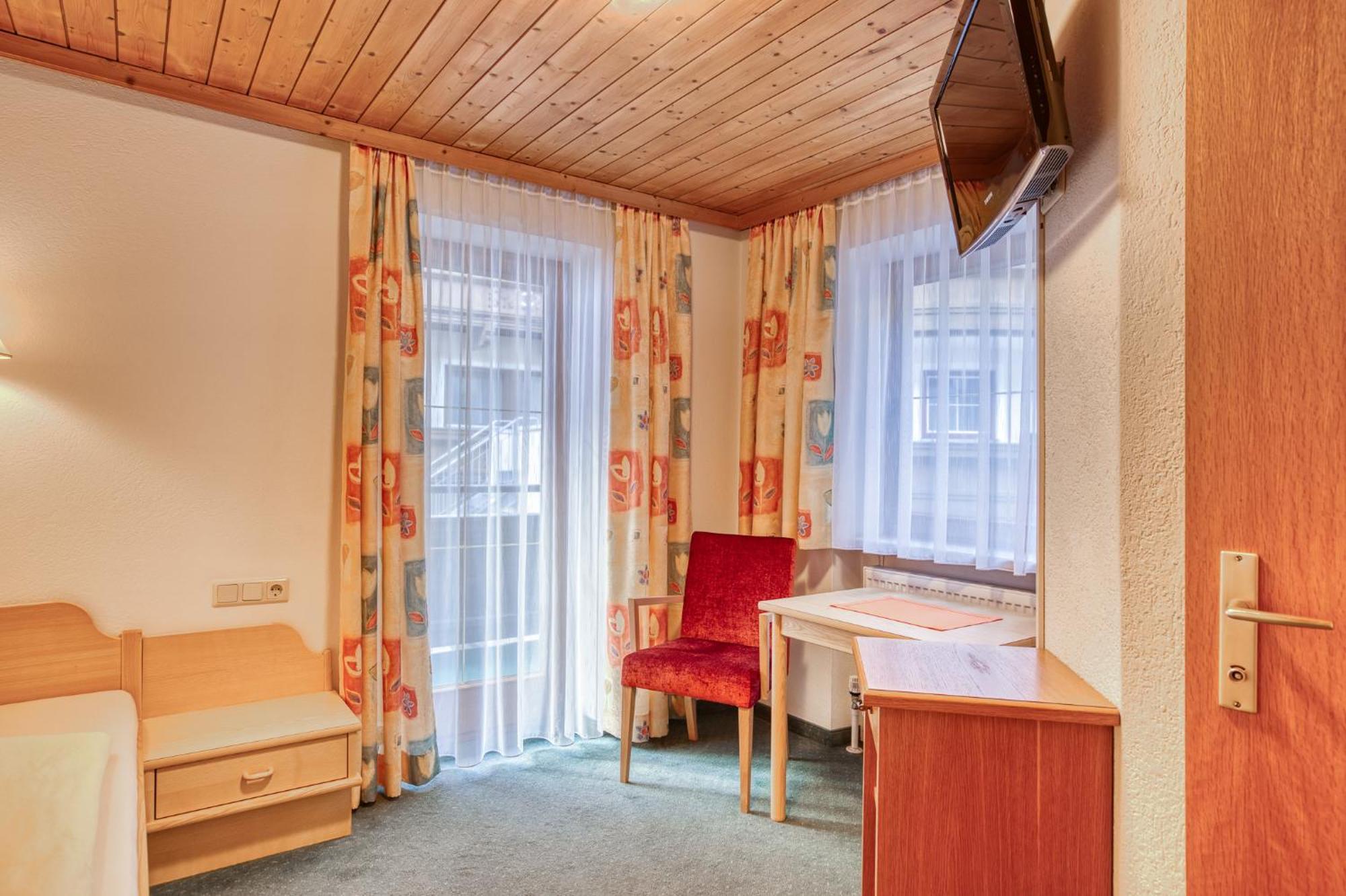 Alpenrose Tux Apartment Luaran gambar