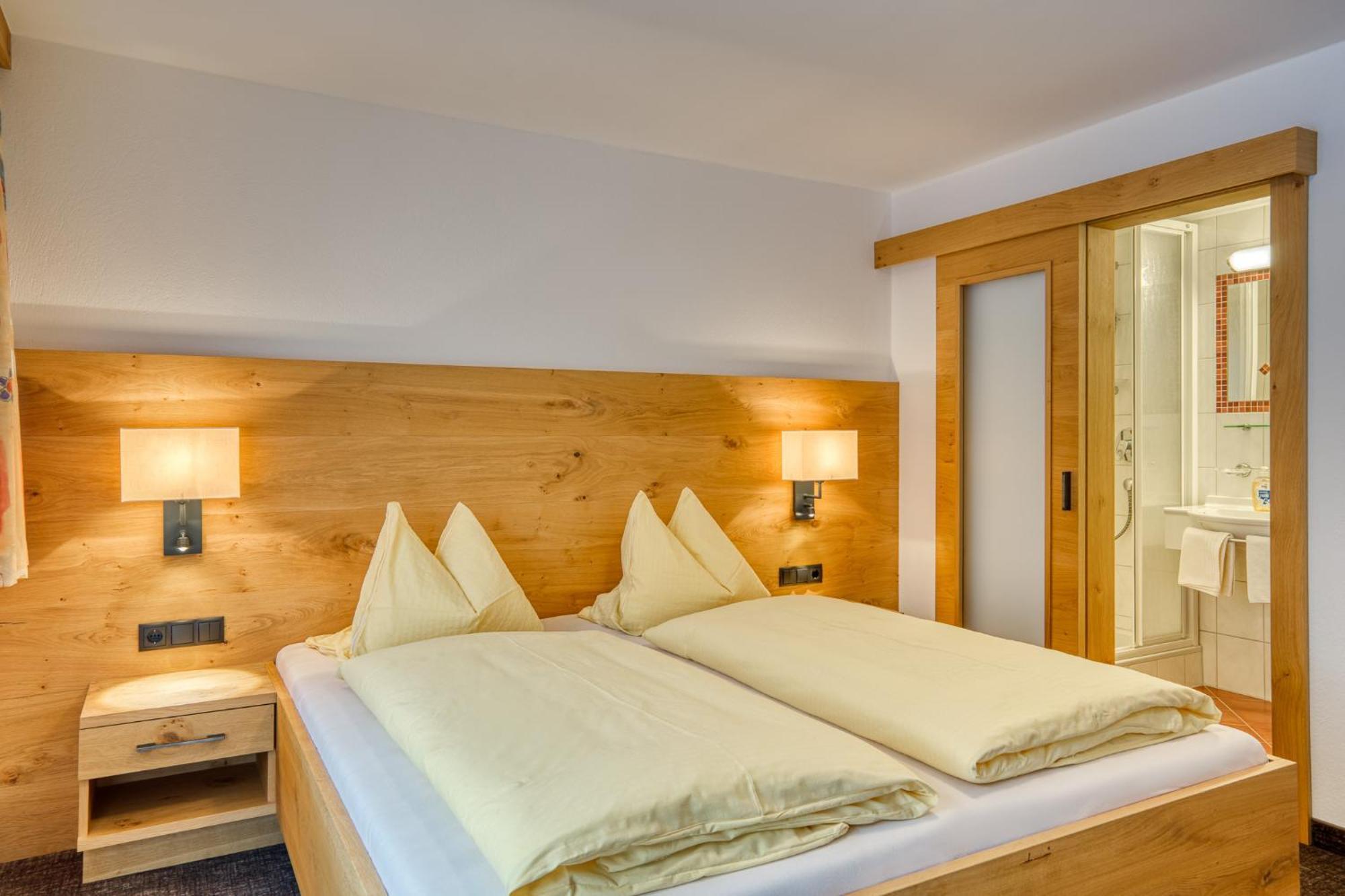 Alpenrose Tux Apartment Luaran gambar