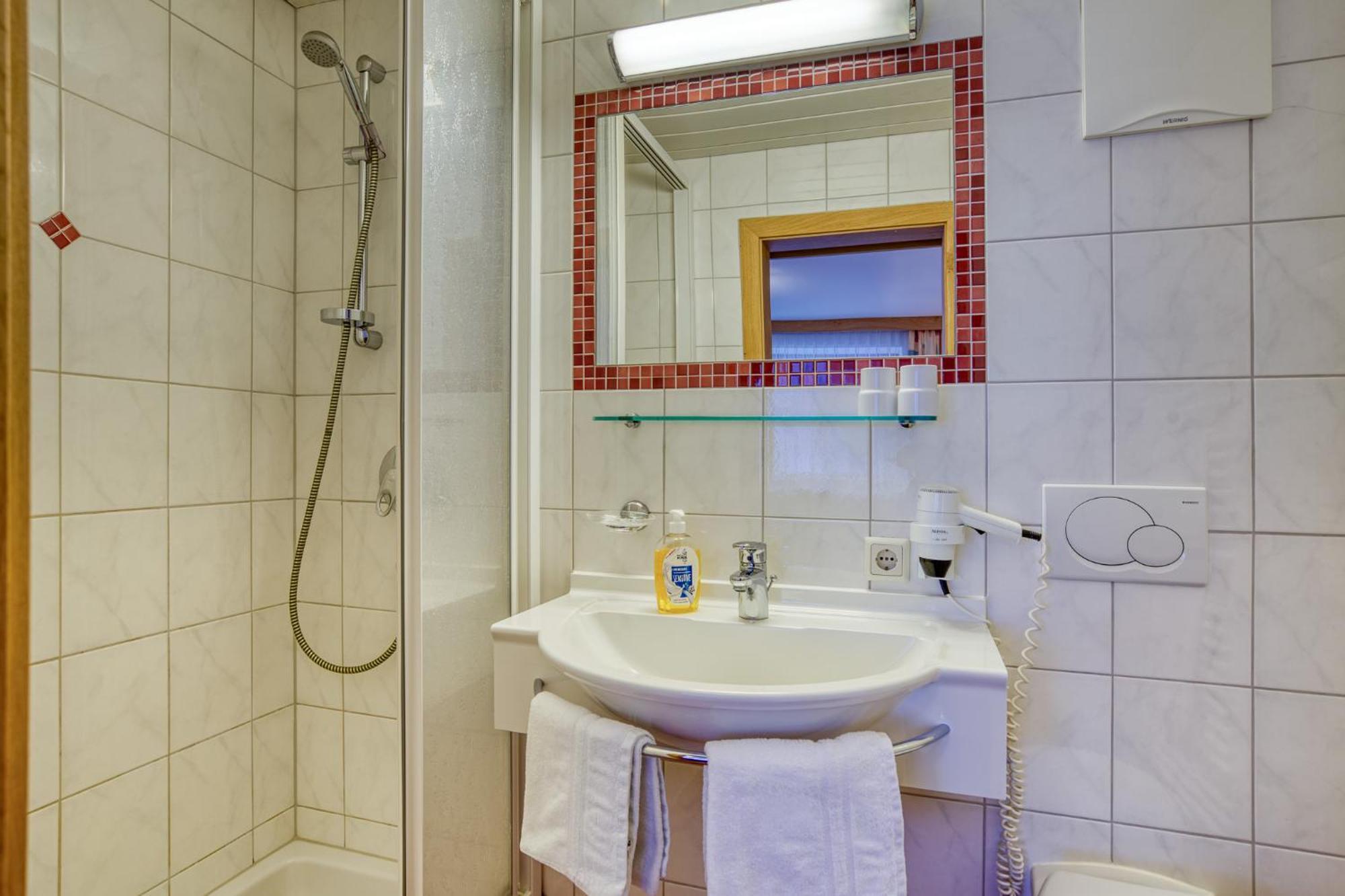 Alpenrose Tux Apartment Luaran gambar