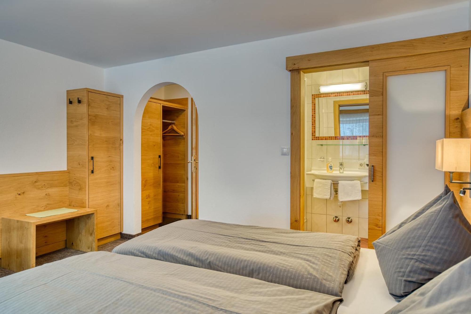 Alpenrose Tux Apartment Luaran gambar